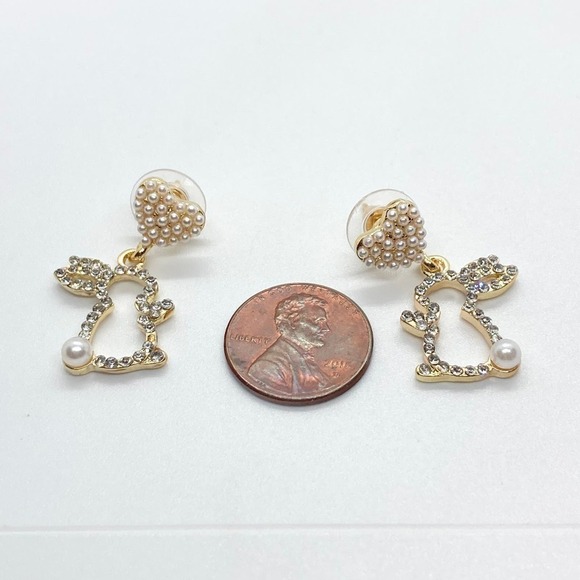 New with Defect Pearl and Rhinestone Dangle Easter Bunny Rabbit Earring Pair - Picture 9 of 10